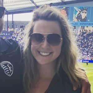 Meet your Posher, Molly